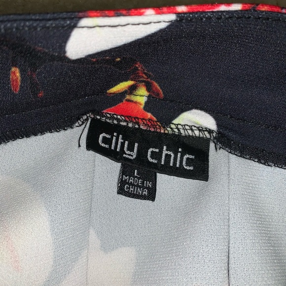 City Chic Flowered Skirt - Picture 4 of 5